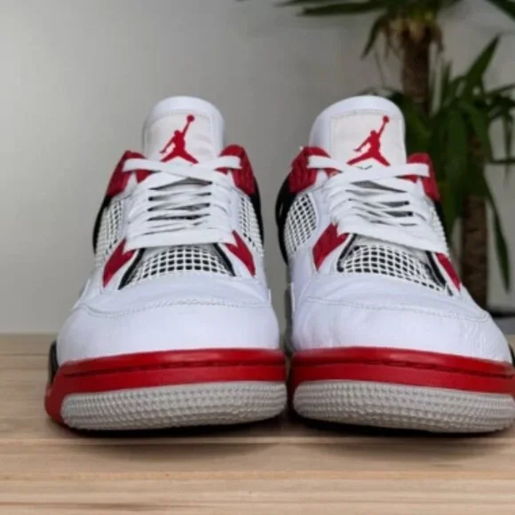 Jordan 4 Retro OG Mid Fire Red DC7770-160 - Picture 3 of 4